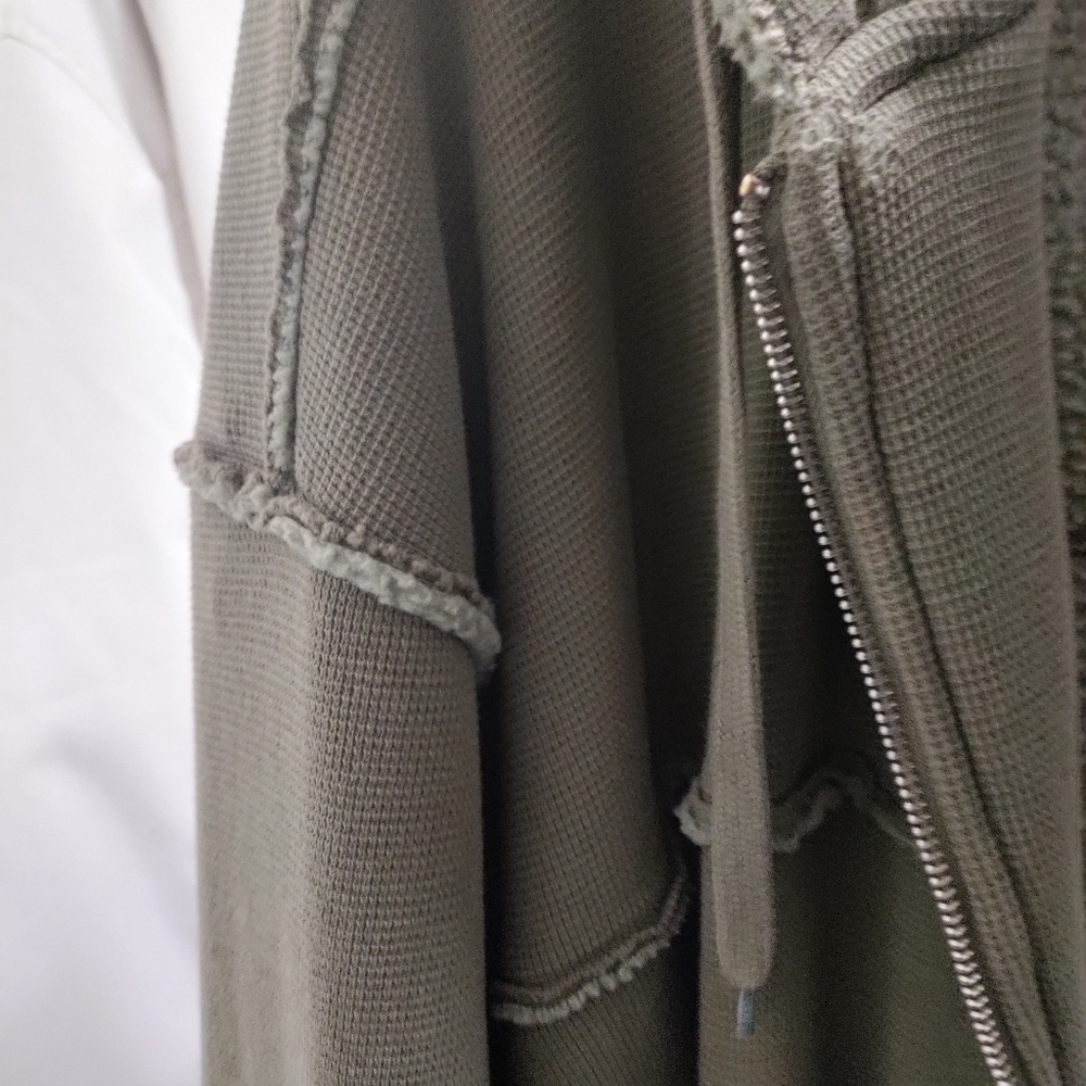 Quick Silver hooded zip up jacket - Picture 5 of 6